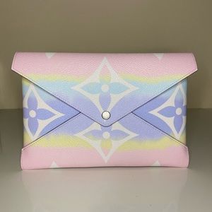 Brand New Louis Vuitton Large Escale Kirigami